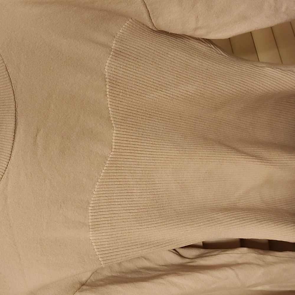 Open Edit Sweater - Picture 3 of 4